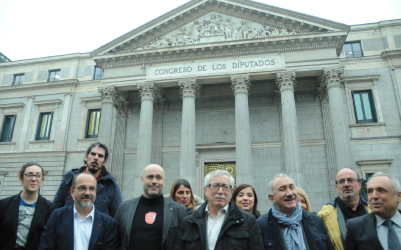 11.372 personas podrían beneficiarse en La Rioja de la Renta Mínima que los sindicatos han llevado al Congreso