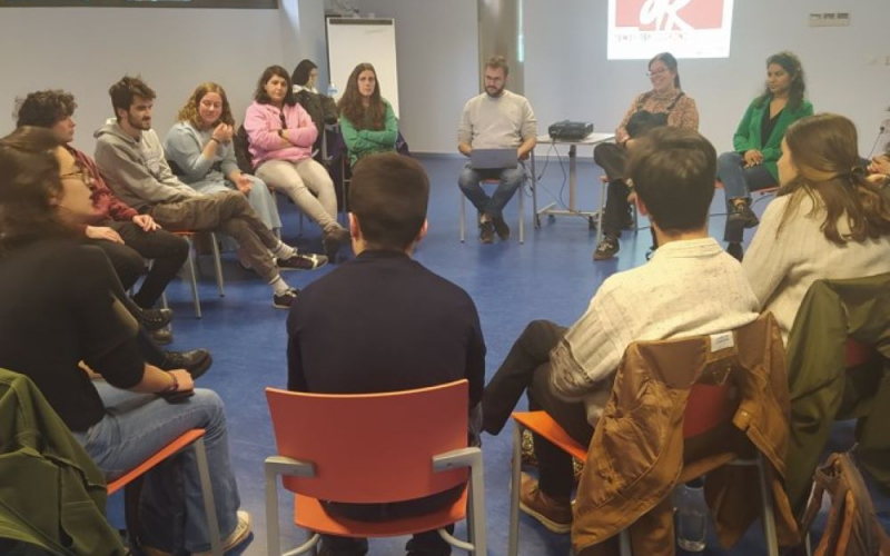 Jóvenes de CCOO debaten en Logroño:“Tenemos un modelo de país que no responde a las necesidades de las personas jóvenes”.